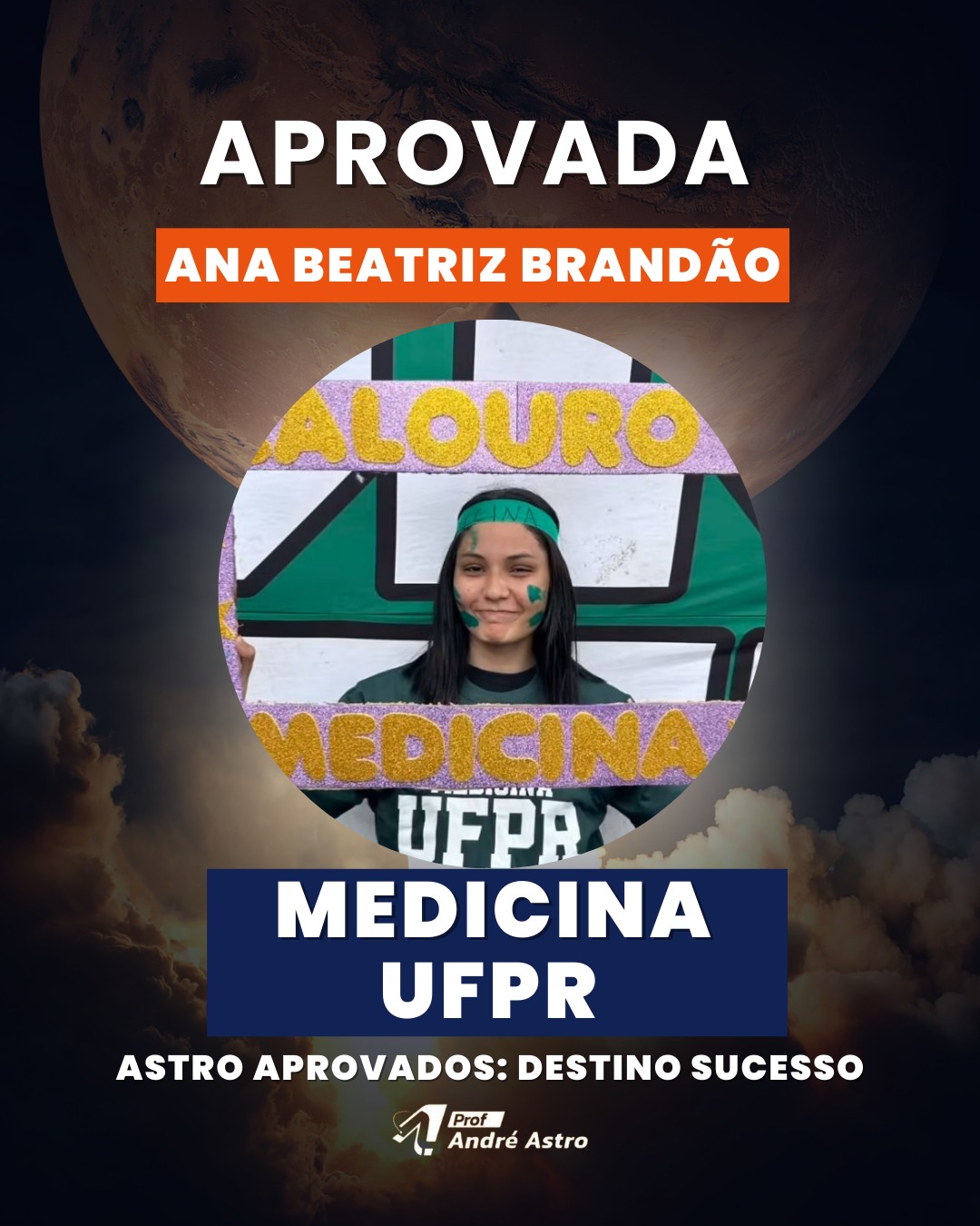 Aprovação de aluno do Universo Astro